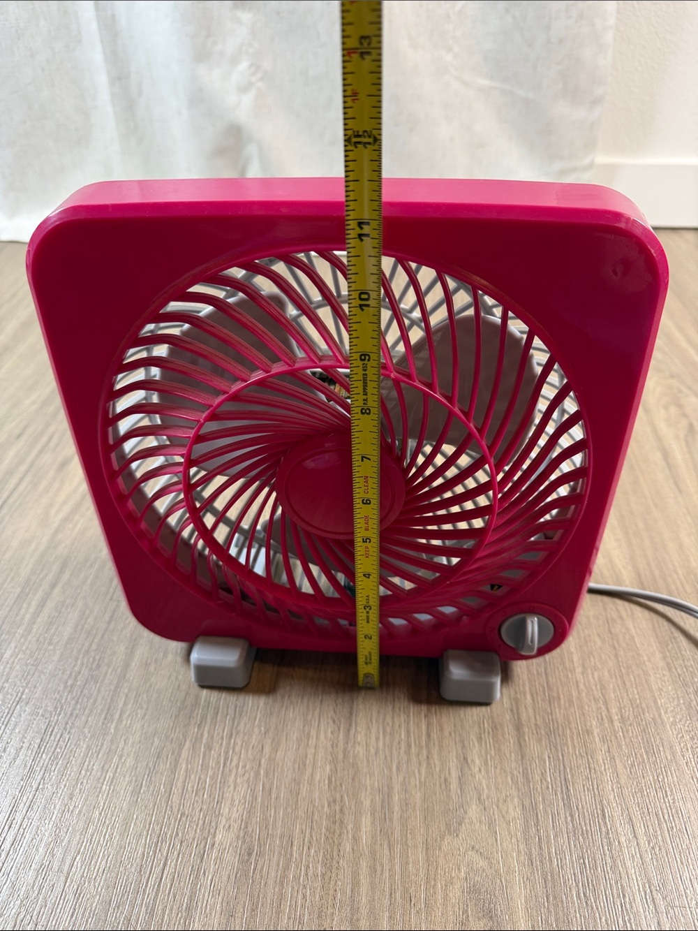 Pink Portable Table Fan - Picture 3 of 8